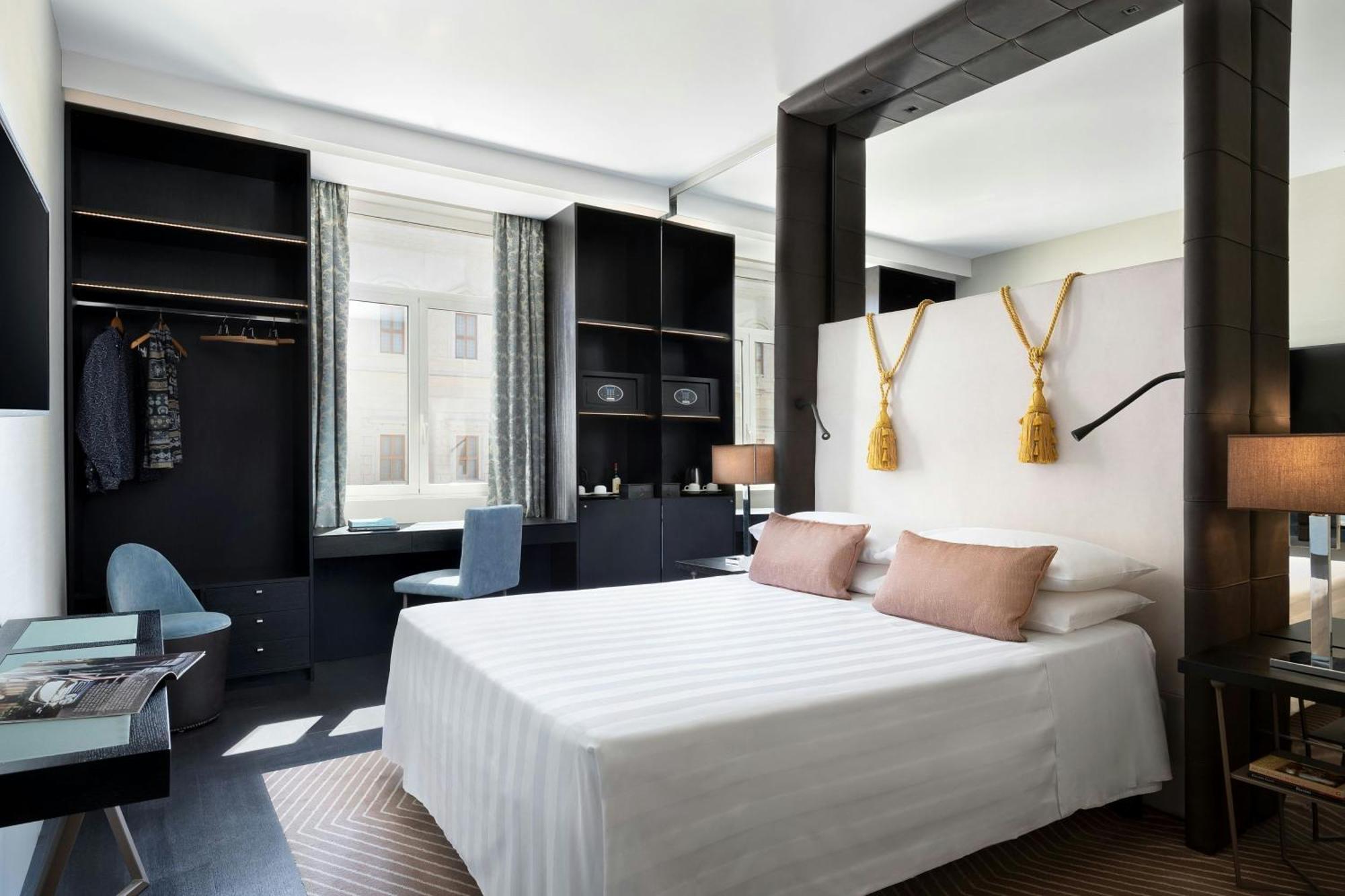 Sina Bernini Bristol, Autograph Collection Hotel Рим Екстериор снимка