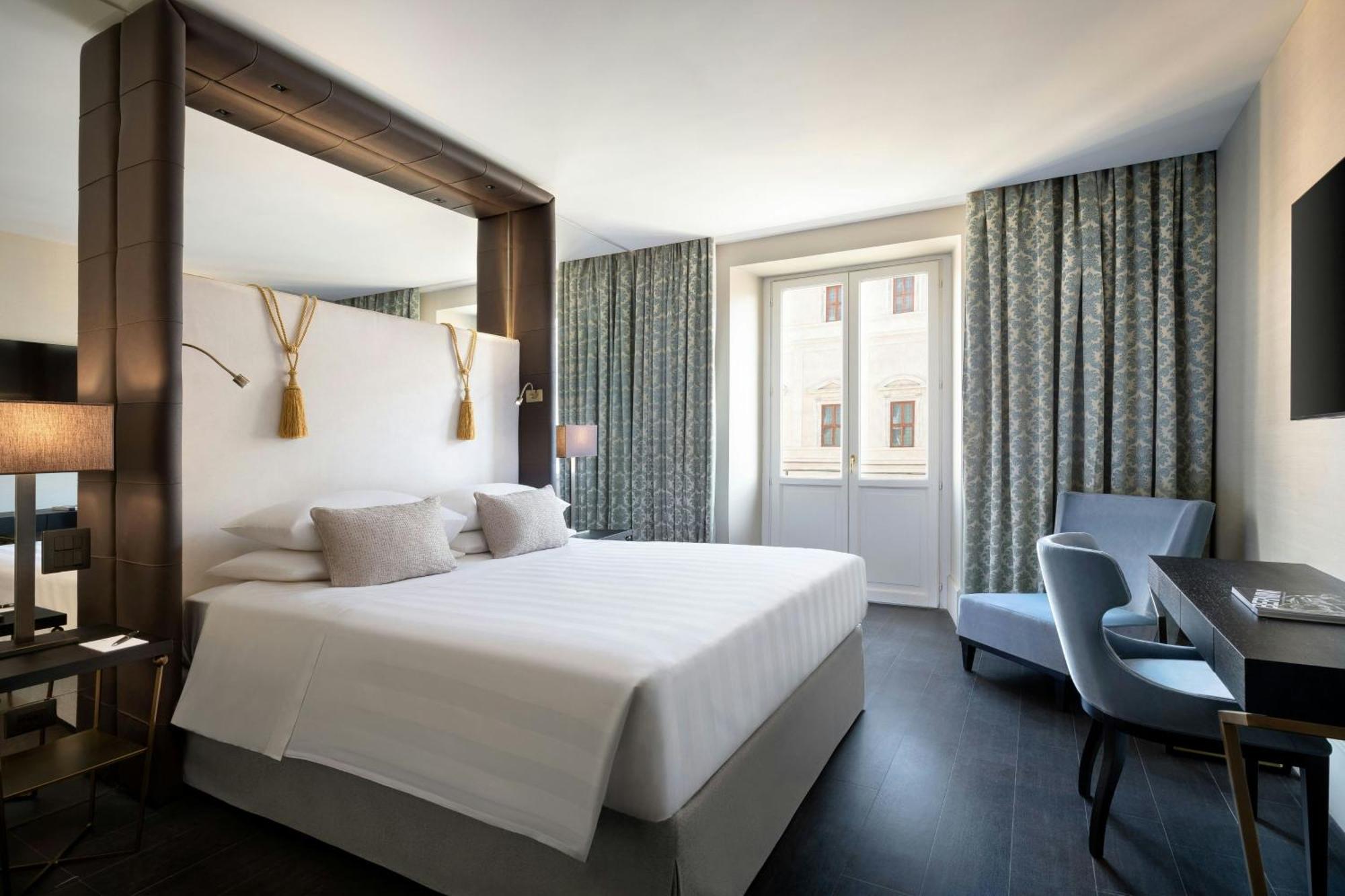 Sina Bernini Bristol, Autograph Collection Hotel Рим Екстериор снимка